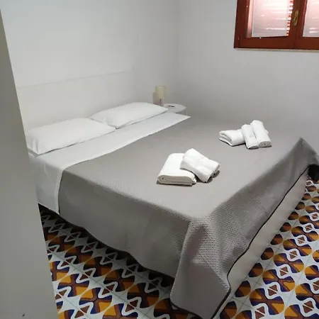 Rita Accommodatie bij particulieren Fontane Bianche